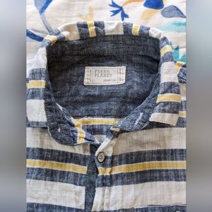 ♥️ $5. Holla Sale!!! Free Planet 🌍 Short Sleeve Striped 🦓 Boys Shirt 👕